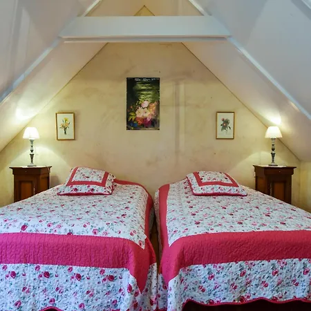 Cosy With Terrace Near Quimperle, Cleaning Included *